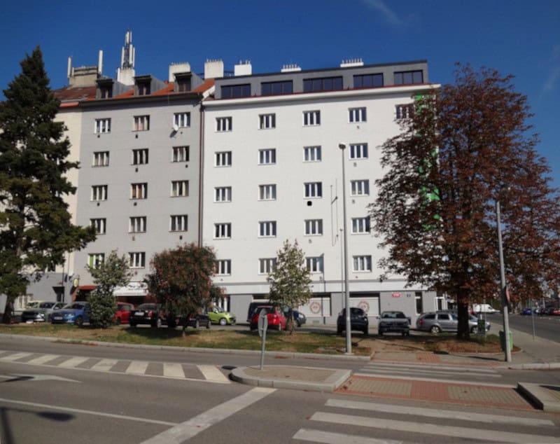 Rezidence Jeseniova — bytový dům z ulice, Praha 3 Žižkov